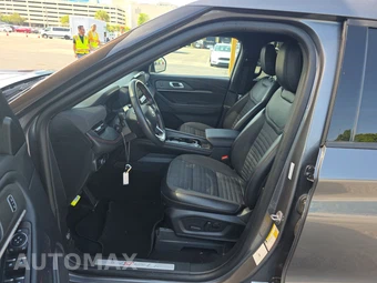 2025 Ford Explorer ST-Line - miniatura 7