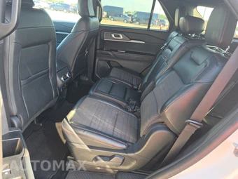2025 Ford Explorer ST-Line - miniatura 13