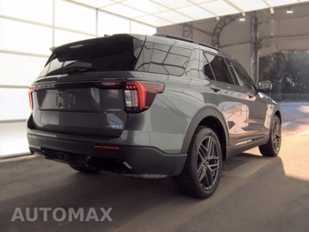 2025 Ford Explorer ST-Line - miniatura 4