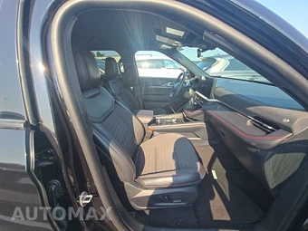 2025 Ford Explorer ST-Line - miniatura 8