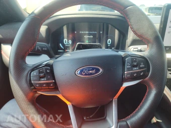 2025 Ford Explorer ST-Line - miniatura 10