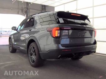 2025 Ford Explorer ST-Line - miniatura 6