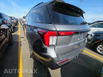 2025 Ford Explorer ST-Line - miniatura 6