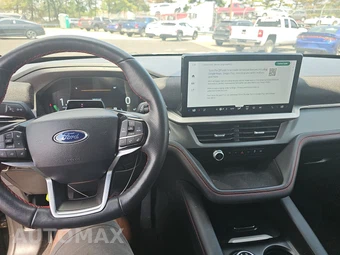 2025 Ford Explorer ST-Line - miniatura 11