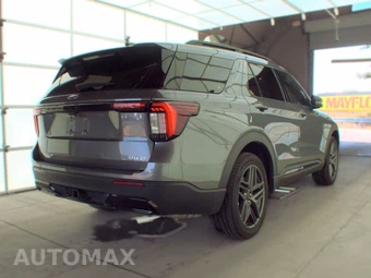 2025 Ford Explorer ST-Line - miniatura 4