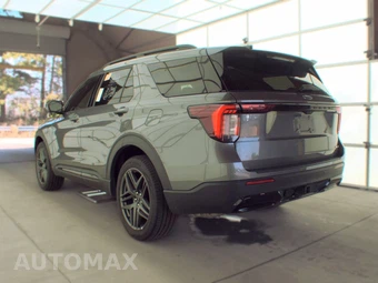 2025 Ford Explorer ST-Line - miniatura 6