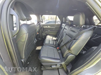 2025 Ford Explorer ST-Line - miniatura 13
