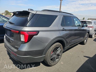 2025 Ford Explorer ST-Line - miniatura 4