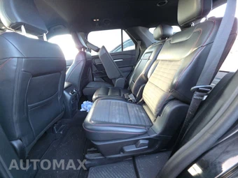 2025 Ford Explorer ST-Line - miniatura 13