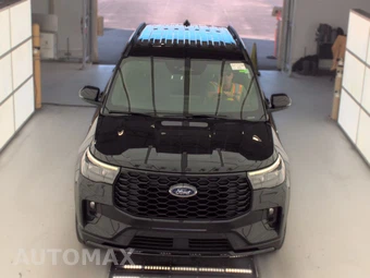 2025 Ford Explorer ST-Line - miniatura 2