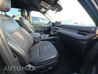 2025 Ford Explorer ST-Line - miniatura 8