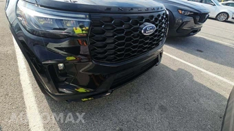 2025 Ford Explorer ST-Line - miniatura 20