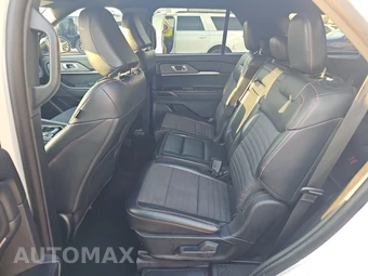 2025 Ford Explorer ST-Line - miniatura 13