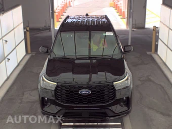 2025 Ford Explorer ST-Line - miniatura 2