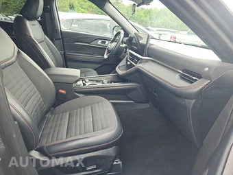 2025 Ford Explorer ST-Line - miniatura 8
