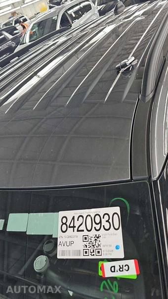 2025 Ford Explorer ST-Line - miniatura 17