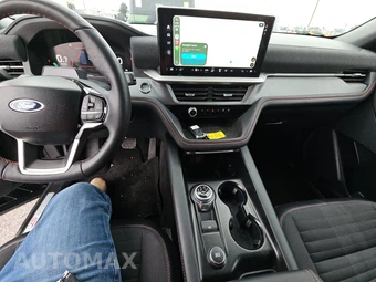 2025 Ford Explorer ST-Line - miniatura 17