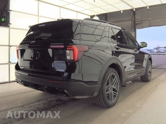 2025 Ford Explorer ST-Line - miniatura 5