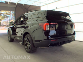 2025 Ford Explorer ST-Line - miniatura 6