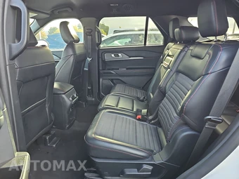2025 Ford Explorer ST-Line - miniatura 13