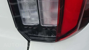2025 Ford Explorer ST-Line - miniatura 26