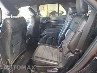 2025 Ford Explorer ST-Line - miniatura 13