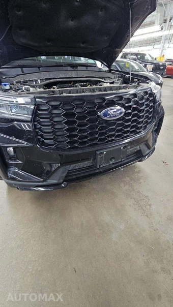 2025 Ford Explorer ST-Line - miniatura 28