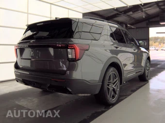 2025 Ford Explorer ST-Line - miniatura 4