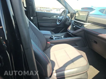 2025 Ford Explorer ST-Line - miniatura 8