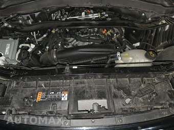 2025 Ford Explorer ST-Line - miniatura 16
