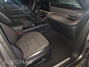 2025 Ford Explorer ST-Line - miniatura 8
