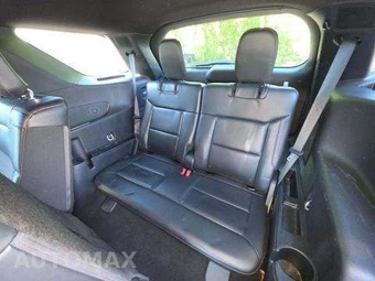 2025 Ford Explorer ST-Line - miniatura 15
