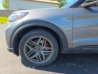 2025 Ford Explorer ST-Line - miniatura 28