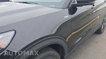 2025 Ford Explorer ST-Line - miniatura 32