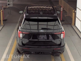 2025 Ford Explorer ST-Line - miniatura 5