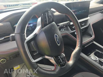 2025 Ford Explorer ST-Line - miniatura 10