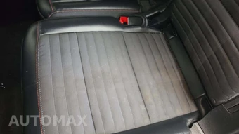 2025 Ford Explorer ST-Line - miniatura 30