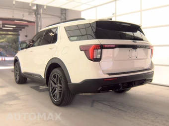 2025 Ford Explorer ST-Line - miniatura 6