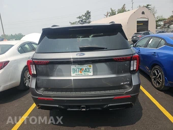 2025 Ford Explorer ST-Line - miniatura 5