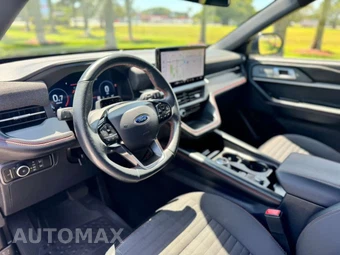 2025 Ford Explorer ST-Line - miniatura 5
