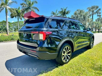2025 Ford Explorer ST-Line - miniatura 8