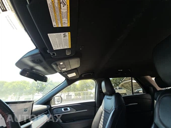 2025 Ford Explorer ST-Line - miniatura 18