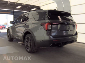 2025 Ford Explorer ST-Line - miniatura 6