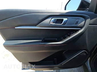 2025 Ford Explorer ST-Line - miniatura 9