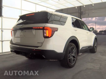 2025 Ford Explorer ST-Line - miniatura 4