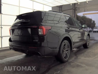 2025 Ford Explorer ST-Line - miniatura 4