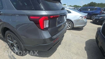 2025 Ford Explorer ST-Line - miniatura 22