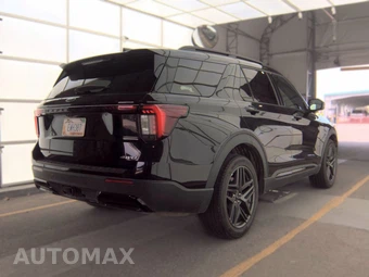 2025 Ford Explorer ST-Line - miniatura 4