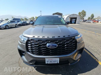 2025 Ford Explorer ST-Line - miniatura 2