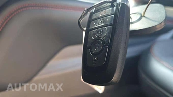 2025 Ford Explorer ST-Line - miniatura 22